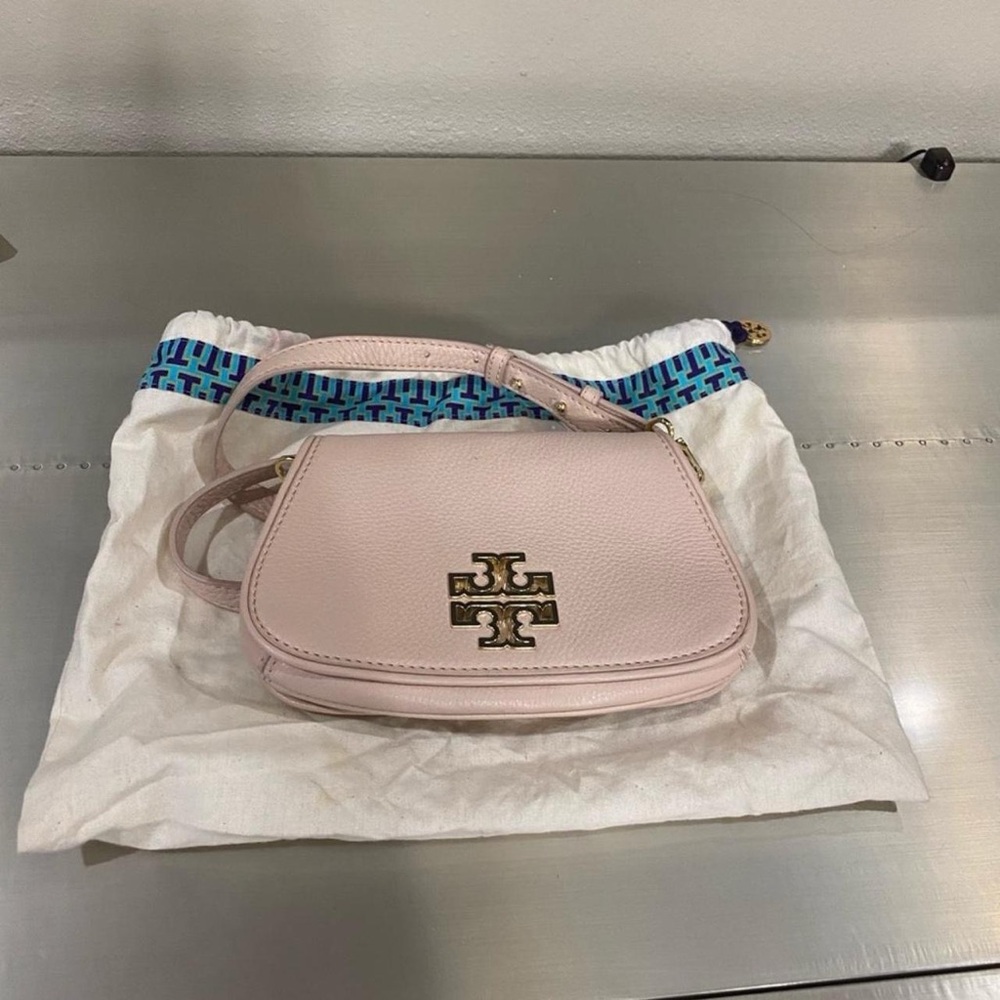 Tory Burch Britten Light Oak Clutch NEVER WORN